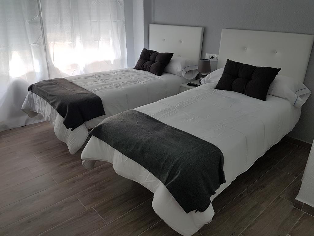 Chambre Lits Jumeaux Standard avec Salle de Bains Commune