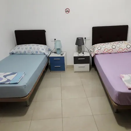 Hostal Alegria Alicante-2
